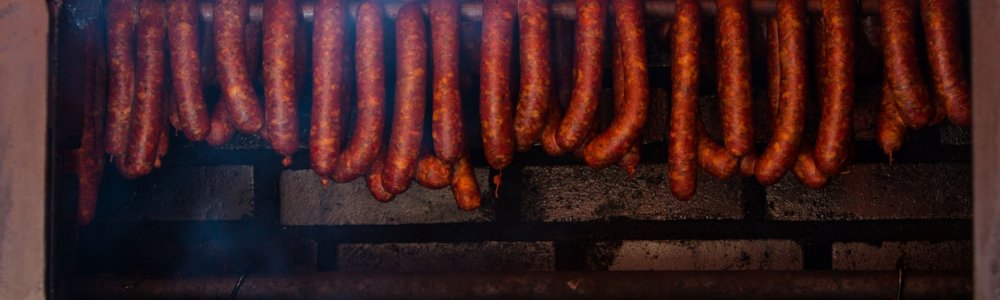 Gemauerte Räucherkammer, leckere Gerichte aus deinem Garten