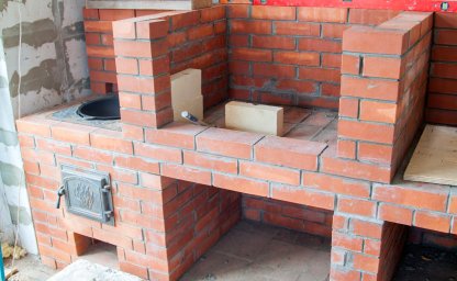 <strong>Brick garden barbecues are an interesting piece of landscaping for your garden</strong>